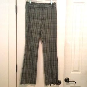 🌷5/$40. The Limited Plaid Pants Size 4